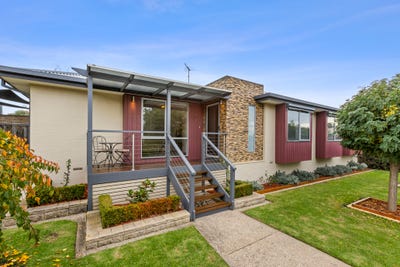 /international/au/27-allambee-avenue-grovedale-vic-151302600/