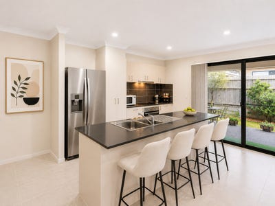/international/au/20-dysart-drive-holmview-qld-151066396/