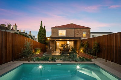 /international/au/15-anglesea-street-bondi-nsw-151102408/