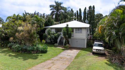 /international/au/15-balaka-street-cannonvale-qld-151073824/