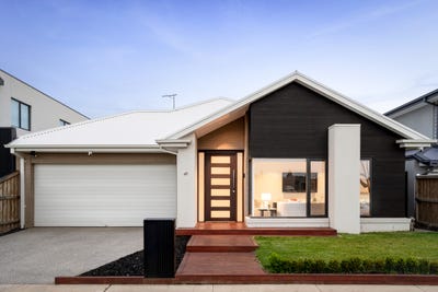/international/au/49-merindah-boulevard-deanside-vic-152601472/