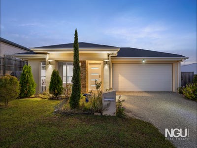 /international/au/104-lunar-circuit-spring-mountain-qld-151092628/