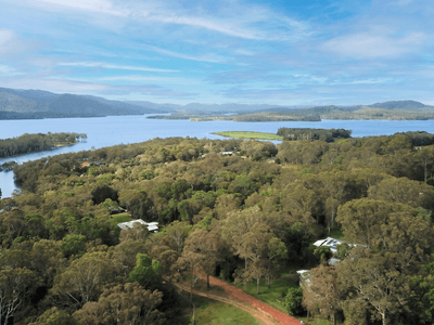/international/au/12-13-wavell-drive-tinaroo-qld-151315252/