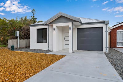 /international/au/lot-1-33-cumberland-road-forrestfield-wa-151465196/