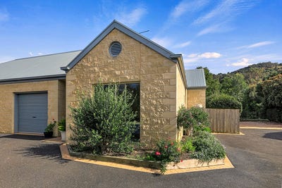 /international/au/3-3-4-nizam-quay-apollo-bay-vic-152644508/