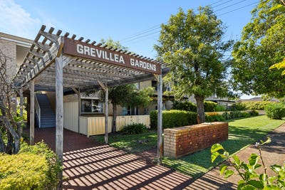 /international/au/4-22-chester-avenue-dianella-wa-150776144/