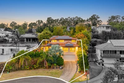 /international/au/4-alex-keith-court-burleigh-heads-qld-152652264/