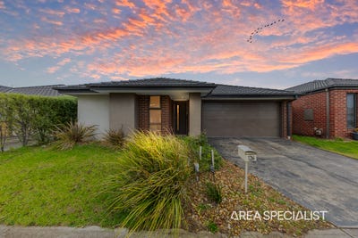 /international/au/126-park-orchard-drive-pakenham-vic-148522488/