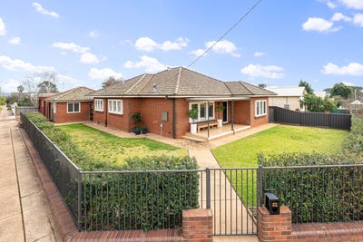 /international/au/62-bourke-street-turvey-park-nsw-148532524/
