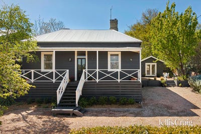 /international/au/8-vincent-street-north-daylesford-vic-152601732/