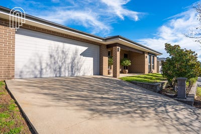 /international/au/18-loames-street-wodonga-vic-151630256/