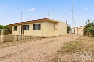 /international/au/10-bartlett-street-moonta-bay-sa-152453888/