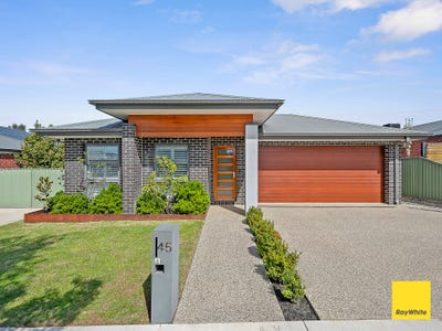/international/au/45-lanark-drive-junortoun-vic-152513628/