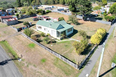 /international/au/73-high-street-mathinna-tas-150807932/