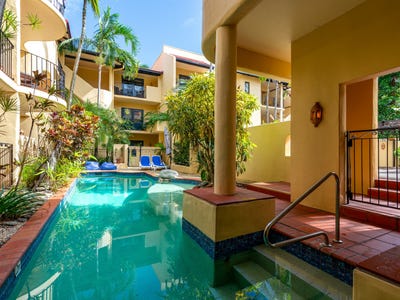 /international/au/40-villa-san-michele-macrossan-street-port-douglas-qld-150949720/