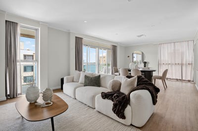 /international/au/12-1-kings-park-avenue-crawley-wa-149556368/