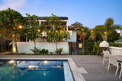 /international/au/26-chester-terrace-southport-qld-152161200/