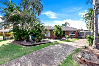 /international/au/62-cedar-crescent-kawungan-qld-151500552/