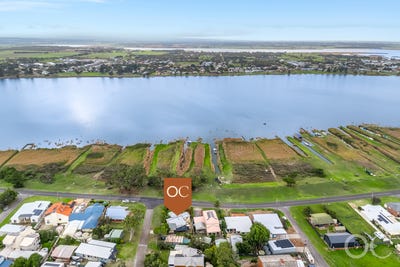/international/au/89-captain-sturt-parade-hindmarsh-island-sa-151358524/