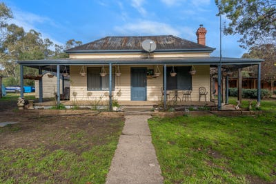 /international/au/1590-highlands-road-whiteheads-creek-vic-700413588/