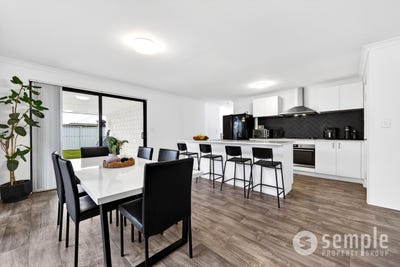 /international/au/33-palmerston-loop-hilbert-wa-151446760/