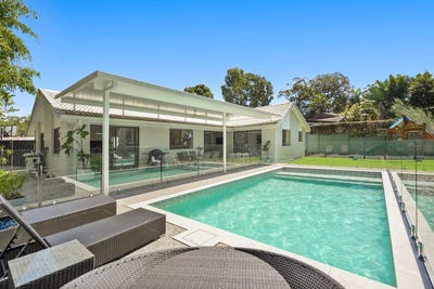 /international/au/6-cottesloe-drive-robina-qld-152554988/