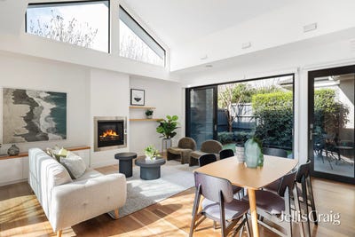 /international/au/2-26-charles-street-glen-iris-vic-152488420/