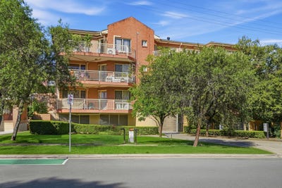/international/au/21-24-26-fourth-avenue-blacktown-nsw-150809156/