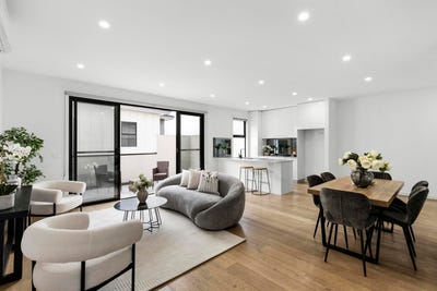 /international/au/14-244-pascoe-vale-road-essendon-vic-152551252/