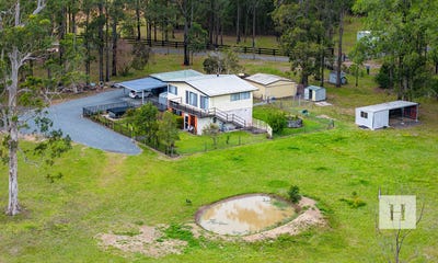 /international/au/2-aerodrome-road-nabiac-nsw-152353296/