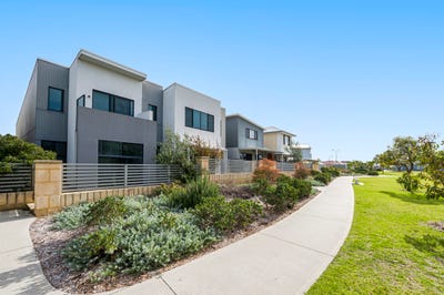 /international/au/27-grasby-way-piara-waters-wa-151297160/