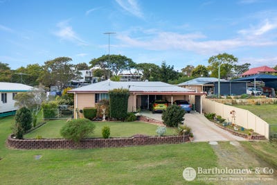 /international/au/8-wiss-street-kalbar-qld-151544196/