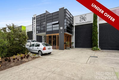 /international/au/18-milgate-drive-mornington-vic-504748708/