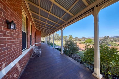 /international/au/45-burges-siding-road-quellington-york-wa-148548720/?lang=en