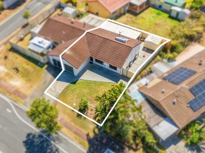 /international/au/1-76-village-way-oxenford-qld-152560744/