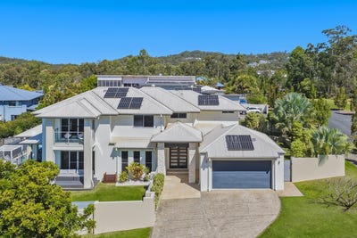 /international/au/9-southern-skies-avenue-reedy-creek-qld-152404628/