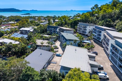 /international/au/58-3-deloraine-close-cannonvale-qld-151574024/