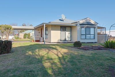 /international/au/29-30-40-cureton-avenue-mildura-vic-148773828/