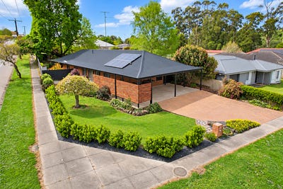 /international/au/1-ellen-close-warragul-vic-152636028/