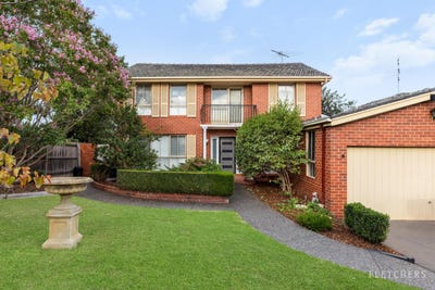 /international/au/8-ben-nevis-grove-bulleen-vic-151157440/