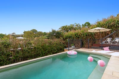/international/au/72-cobbs-road-woombye-qld-152465844/