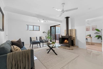/international/au/47-gamenya-drive-springwood-qld-151302428/