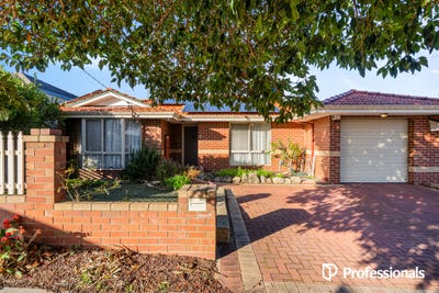 /international/au/1-32-carcoola-street-nollamara-wa-151529968/