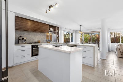 /international/au/31c-greenwell-street-scarborough-wa-148735656/