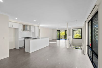 /international/au/39-aberdeen-circuit-spring-mountain-qld-148282592/?lang=fr