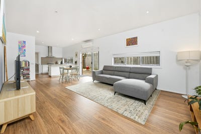 /international/au/2-7-lancaster-avenue-newcomb-vic-151297168/