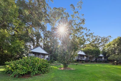 /international/au/the-cottages-23-25-kootenai-drive-tamborine-mountain-qld-505120520/