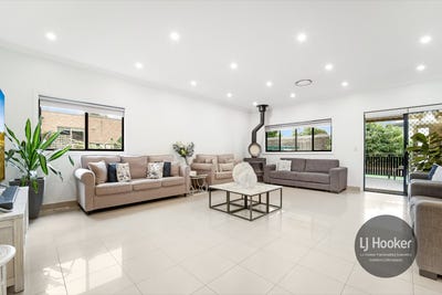 /international/au/45-willoughby-street-guildford-nsw-150926636/