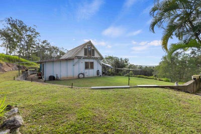 /international/au/528-tagigan-road-goomboorian-qld-148107964/