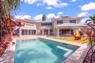 /international/au/1-hockey-avenue-smithfield-qld-151518640/